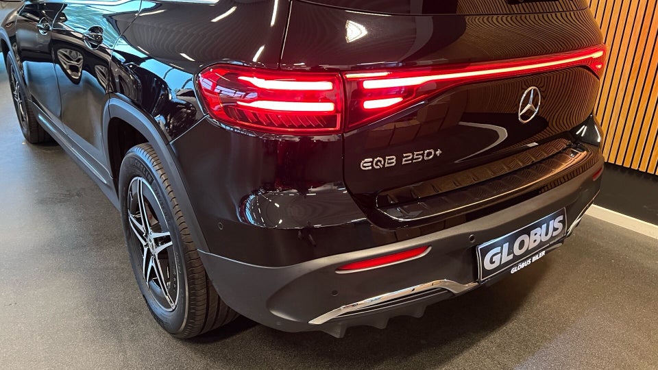 Mercedes EQB250+ AMG Advance Plus 7prs 5d
