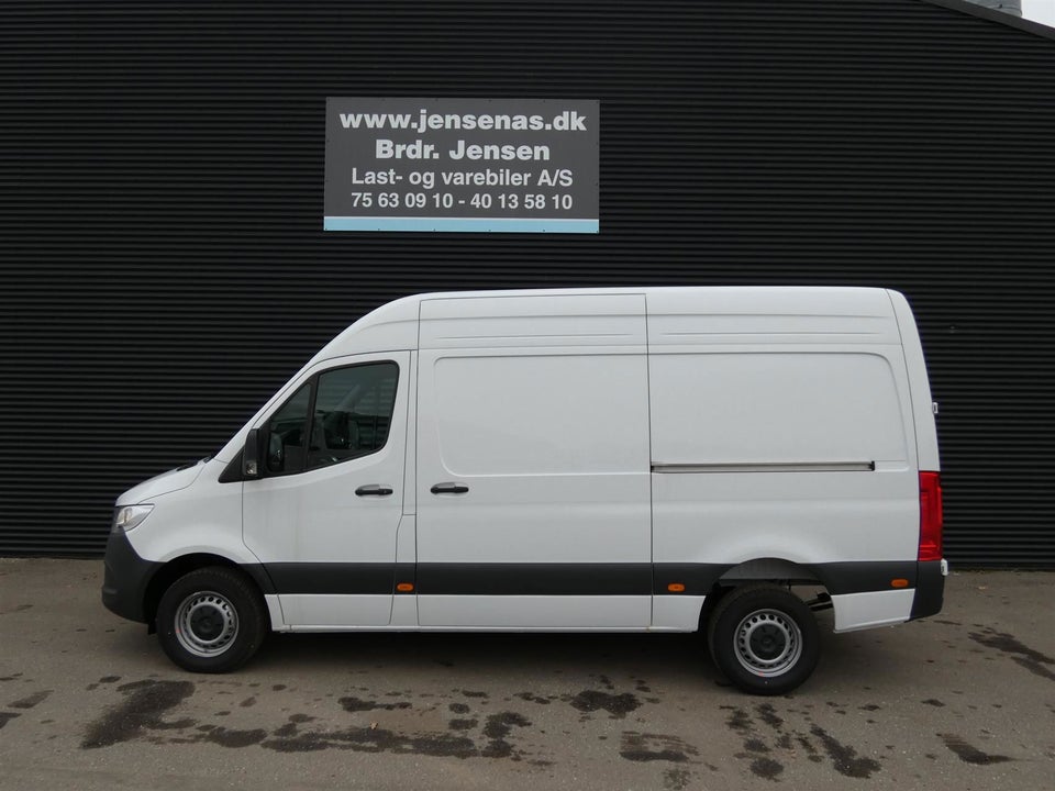 Mercedes Sprinter 317 2,0 CDi A2 Kassevogn PRO aut. RWD