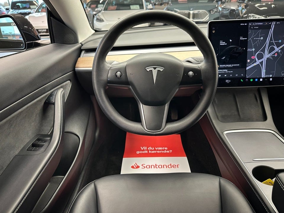 Tesla Model 3 Standard Range+ RWD 4d