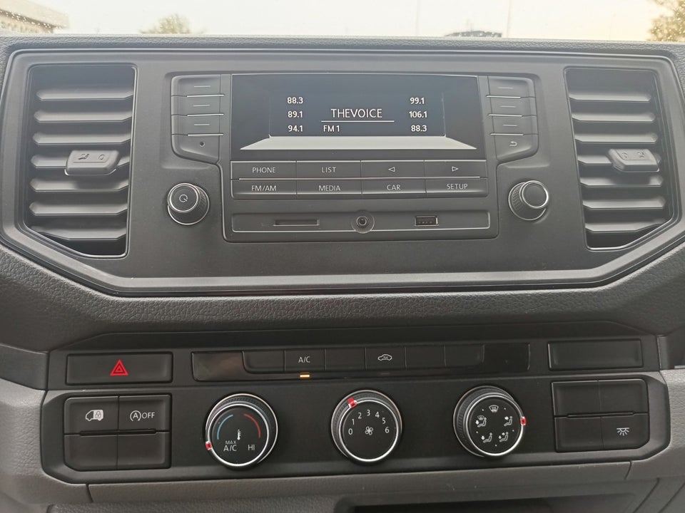 VW Crafter 30 2,0 TDi 102 Kassevogn L3H2