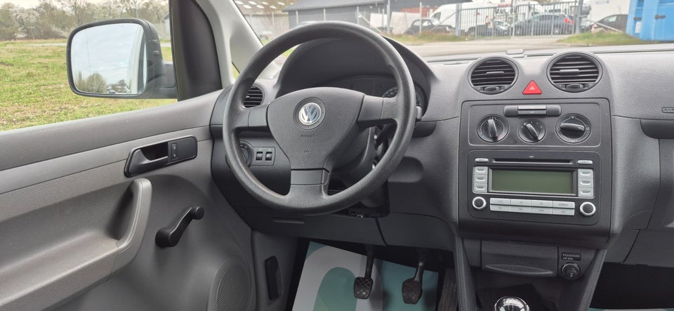 VW Caddy 1,9 TDi 75 4d