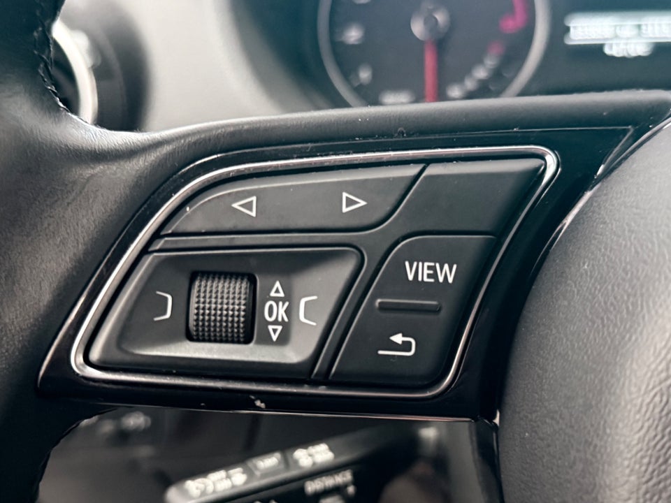 Audi Q2 35 TFSi Prestige S-tr. 5d