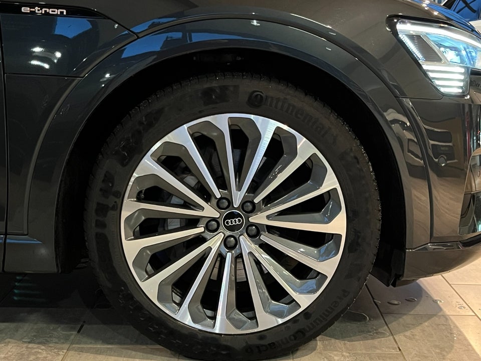 Audi e-tron 55 Advanced quattro 5d