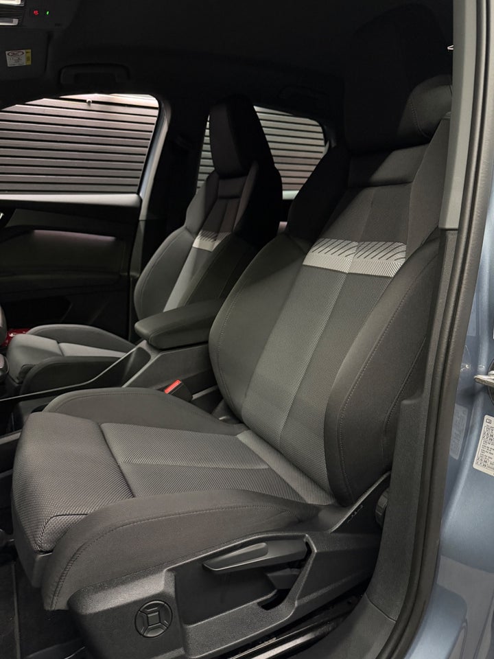 Audi Q4 e-tron 45 S-line 5d