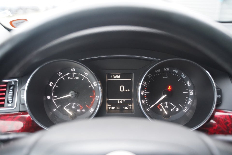 Skoda Superb 1,8 TSi 160 Elegance Combi 5d