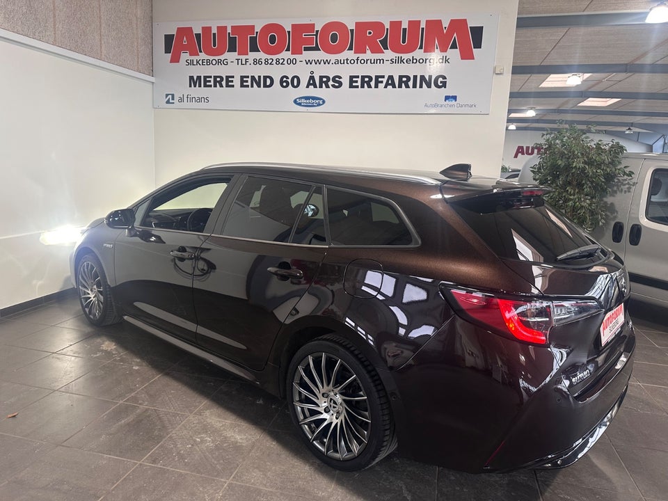 Suzuki Swace 1,8 HEV Exclusive stc. e-CVT 5d