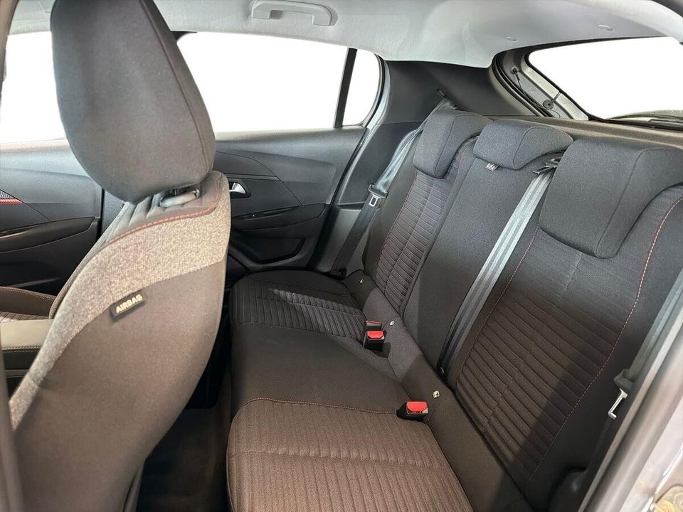 Peugeot e-208 50 Active Pack 5d