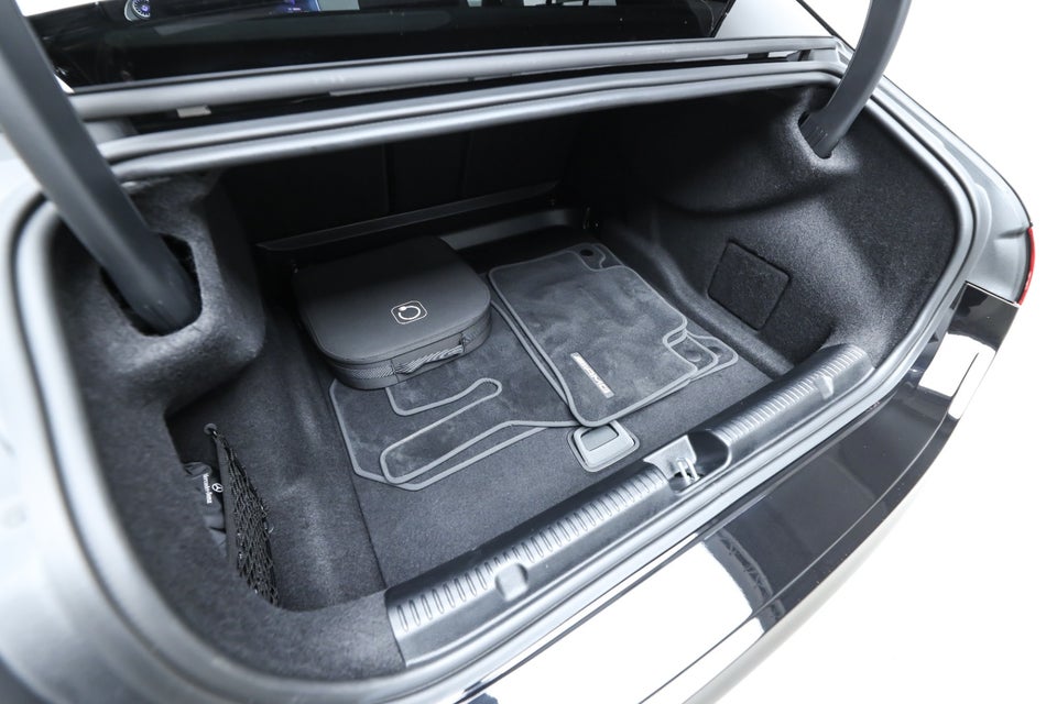 Mercedes EQE350 AMG Line 4d