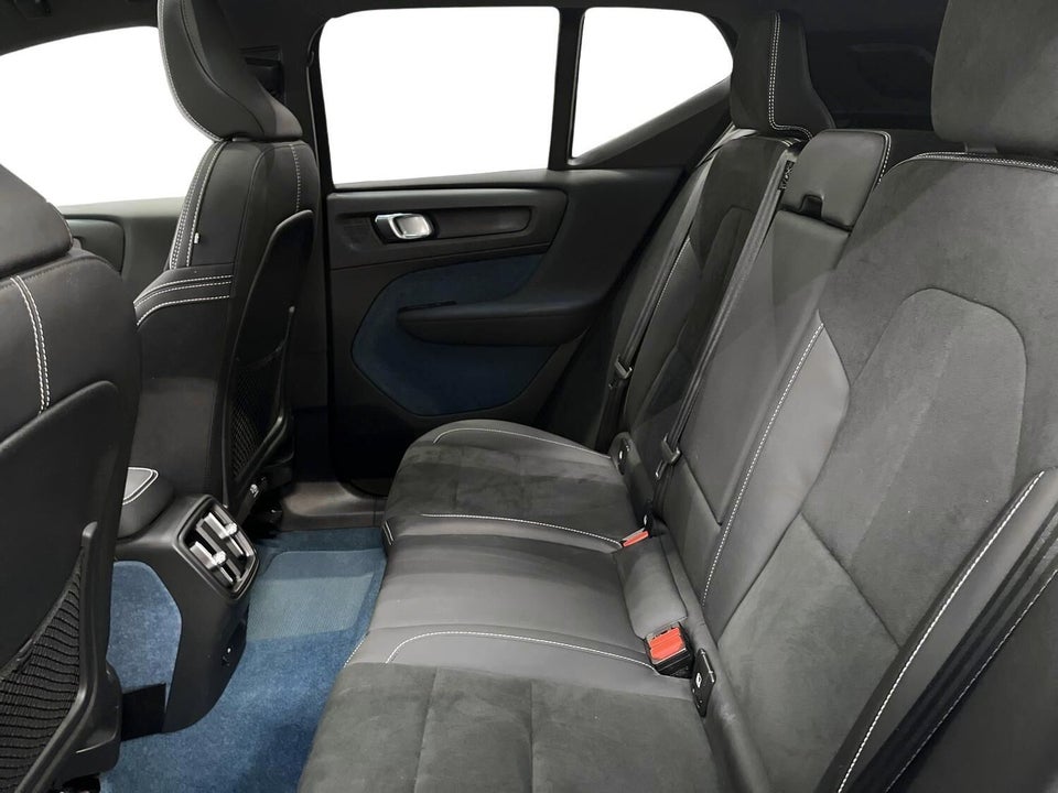 Volvo XC40 ReCharge Twin Ultimate 5d