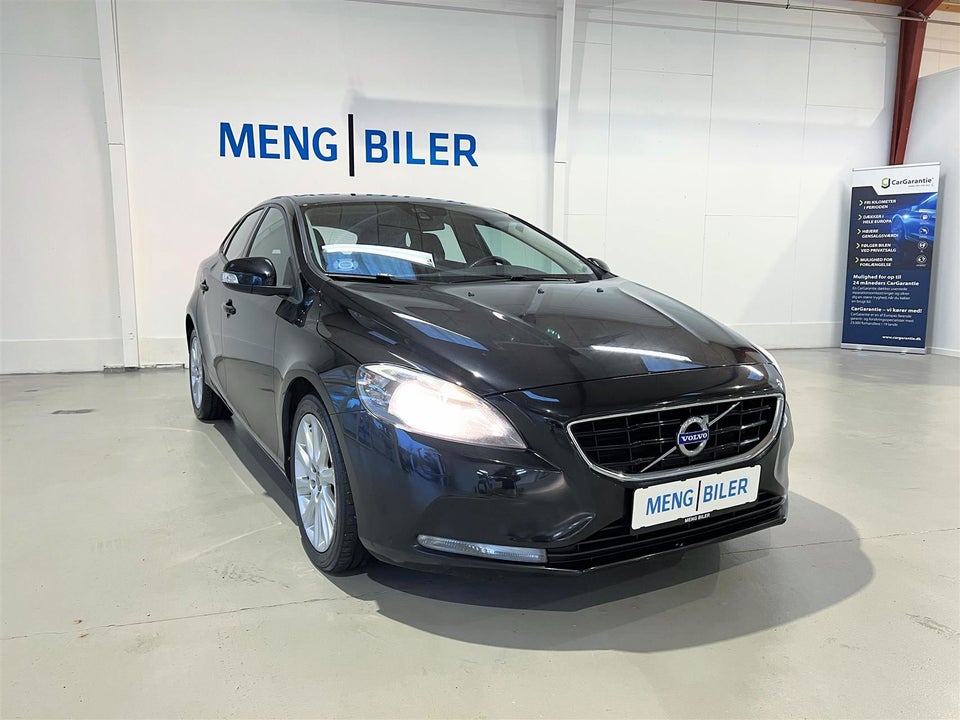 Volvo V40 2,0 D4 190 Kinetic Drive-E 5d