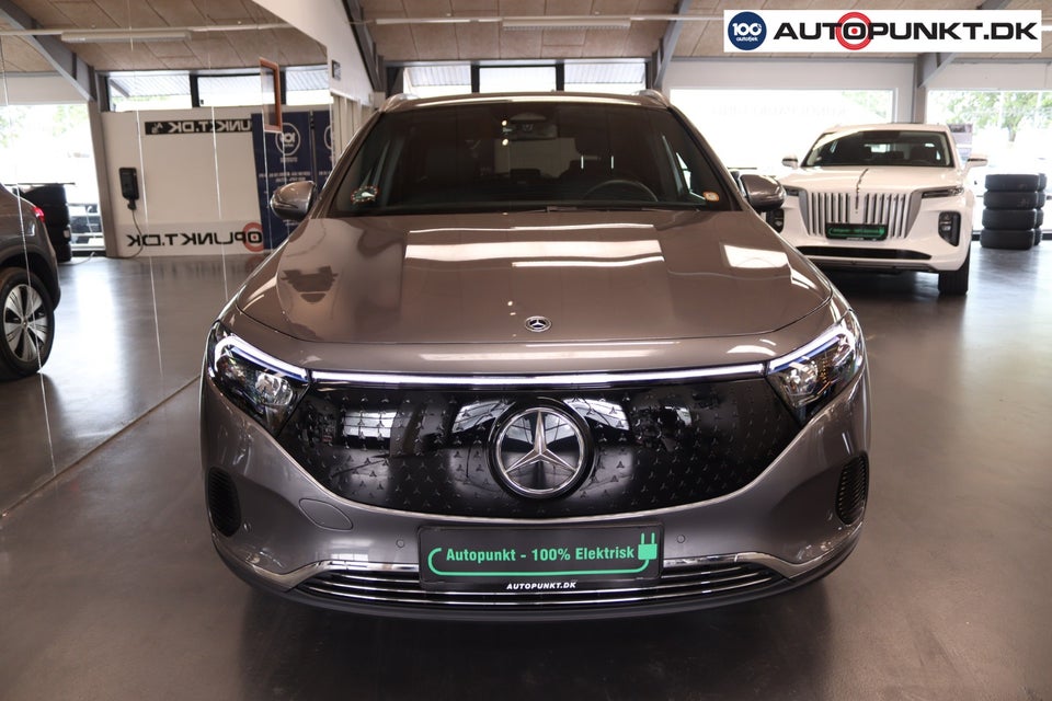 Mercedes EQA300 Progressive 4Matic 5d