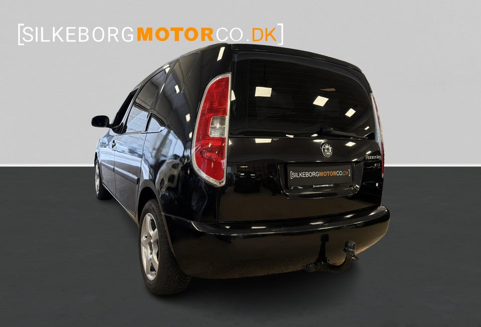 Skoda Roomster 1,6 16V Sport 5d