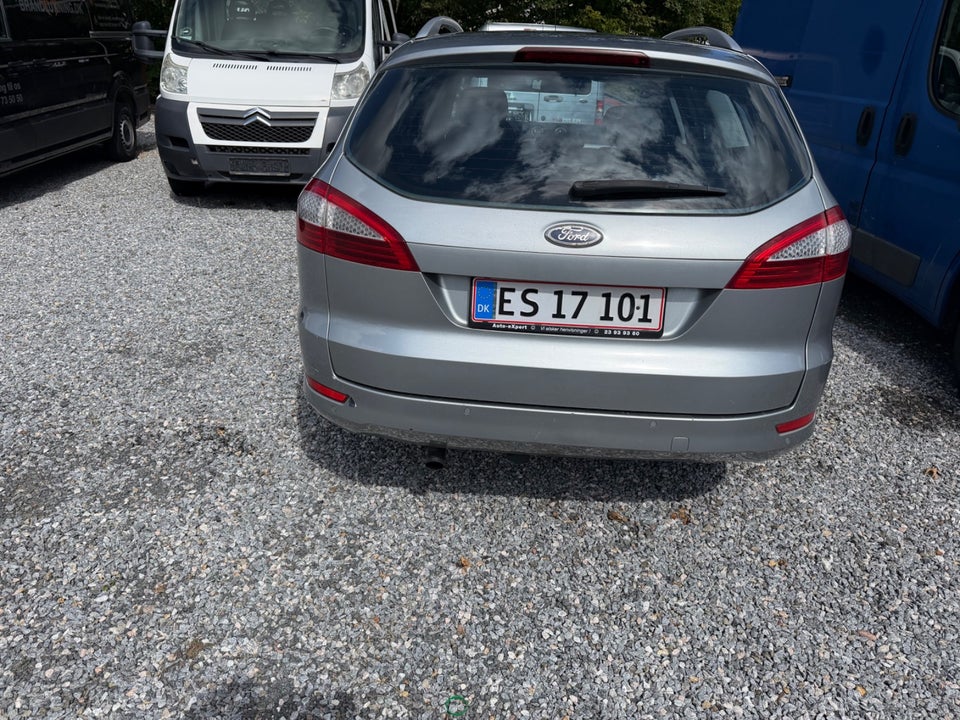 Ford Mondeo 2,0 TDCi 140 Titanium 4d