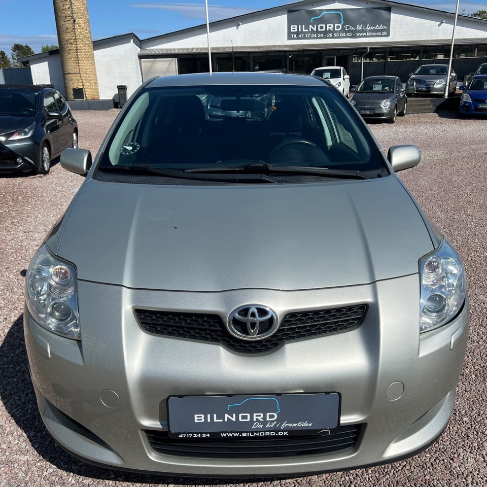 Toyota Auris 1,6 Luna+ 5d