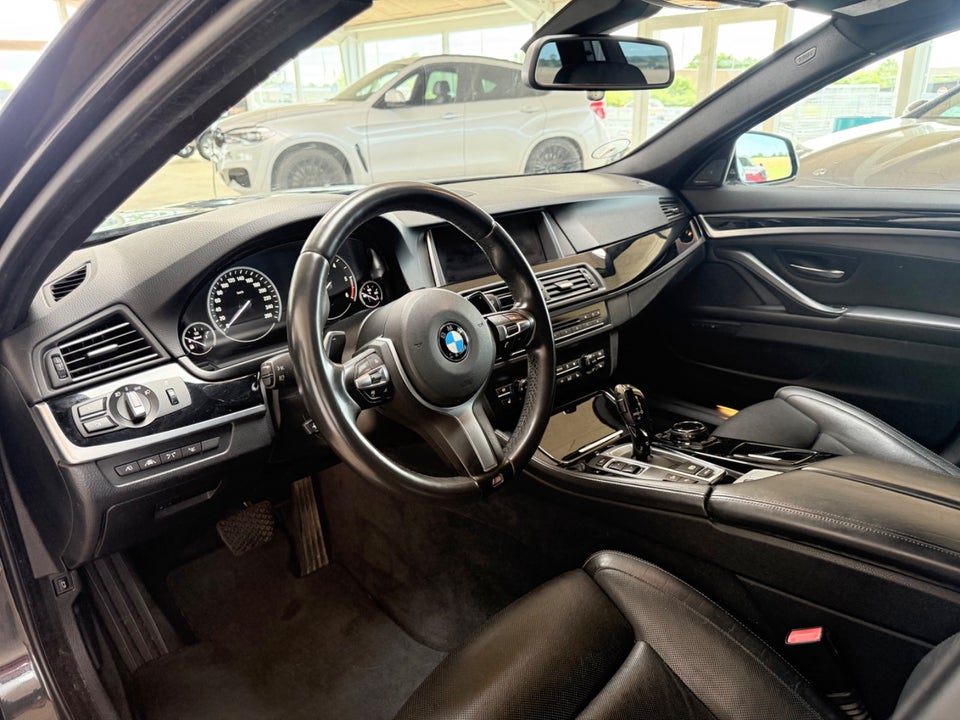 BMW 530d 3,0 Touring M-Sport xDrive aut. 5d