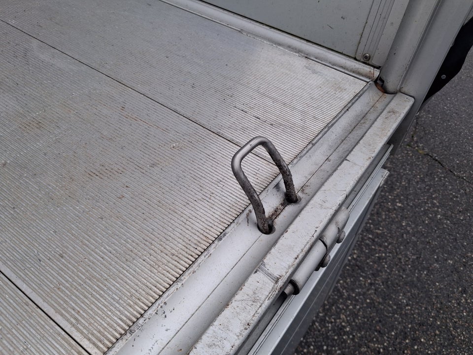 Peugeot Boxer 335 2,2 BlueHDi 165 L3 Db.Kab m/lad 4d