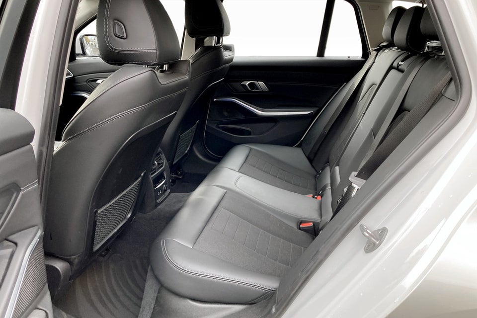 BMW 320d 2,0 Touring Sport Line aut. 5d