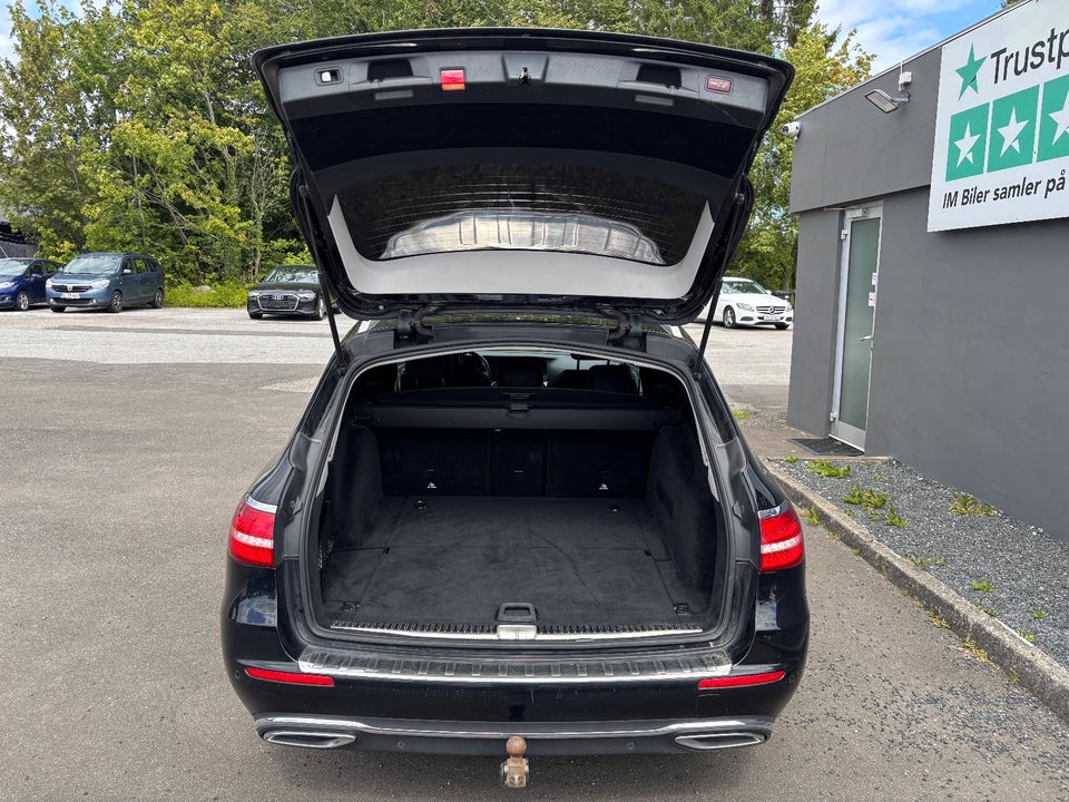 Mercedes E220 d 2,0 Avantgarde stc. aut. 5d