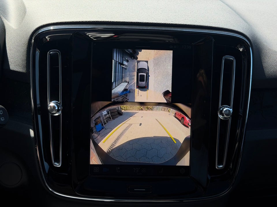 Volvo EX40 Extended Range Ultra Black Edition 5d