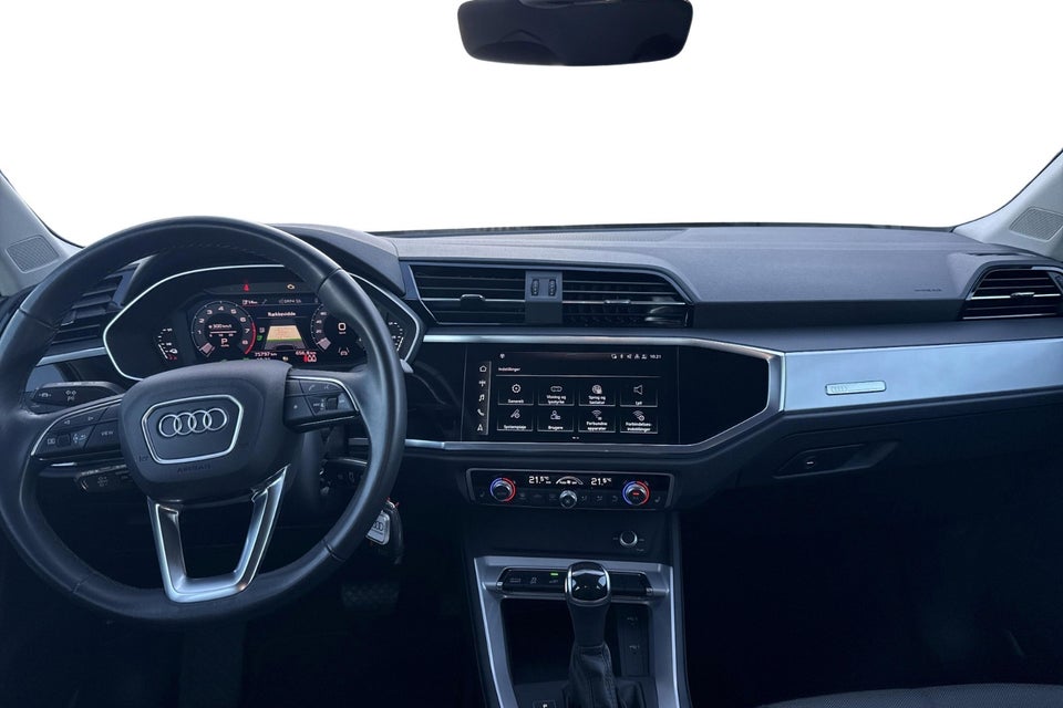 Audi Q3 45 TFSi e Attitude plus S-tr. 5d