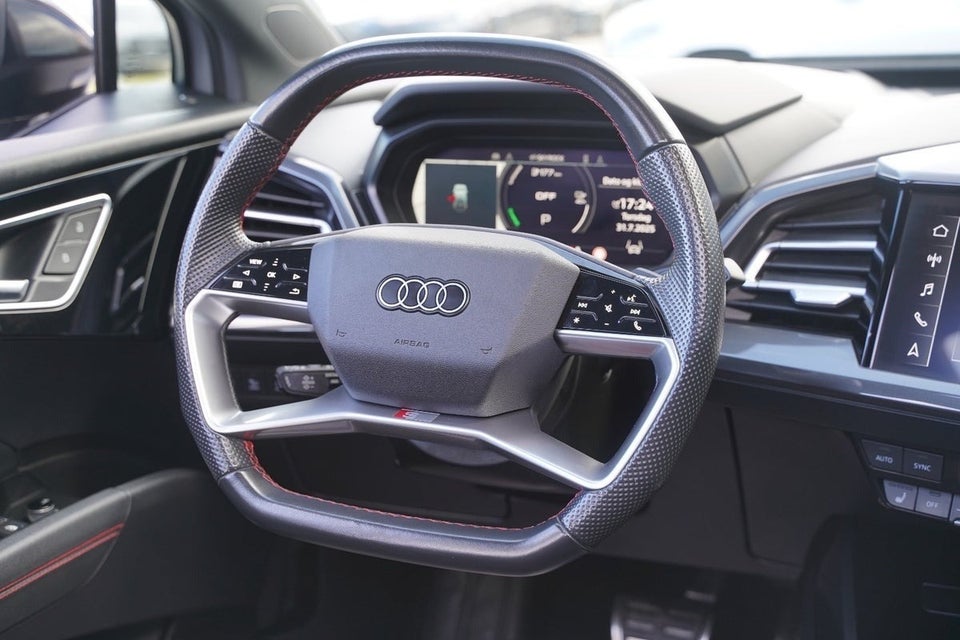 Audi Q4 e-tron 40 Attitude S-line 5d