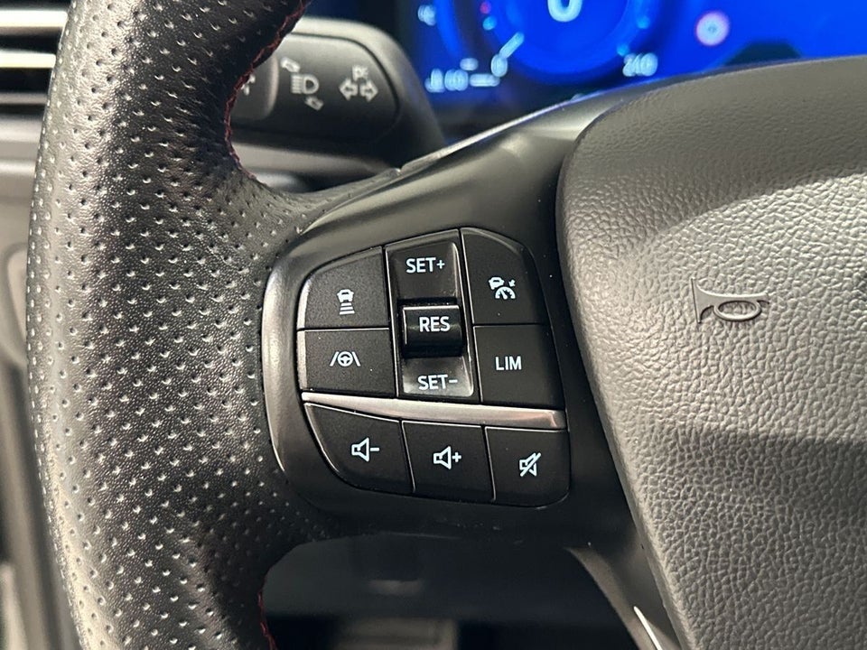 Ford Kuga 2,5 PHEV ST-Line X CVT 5d