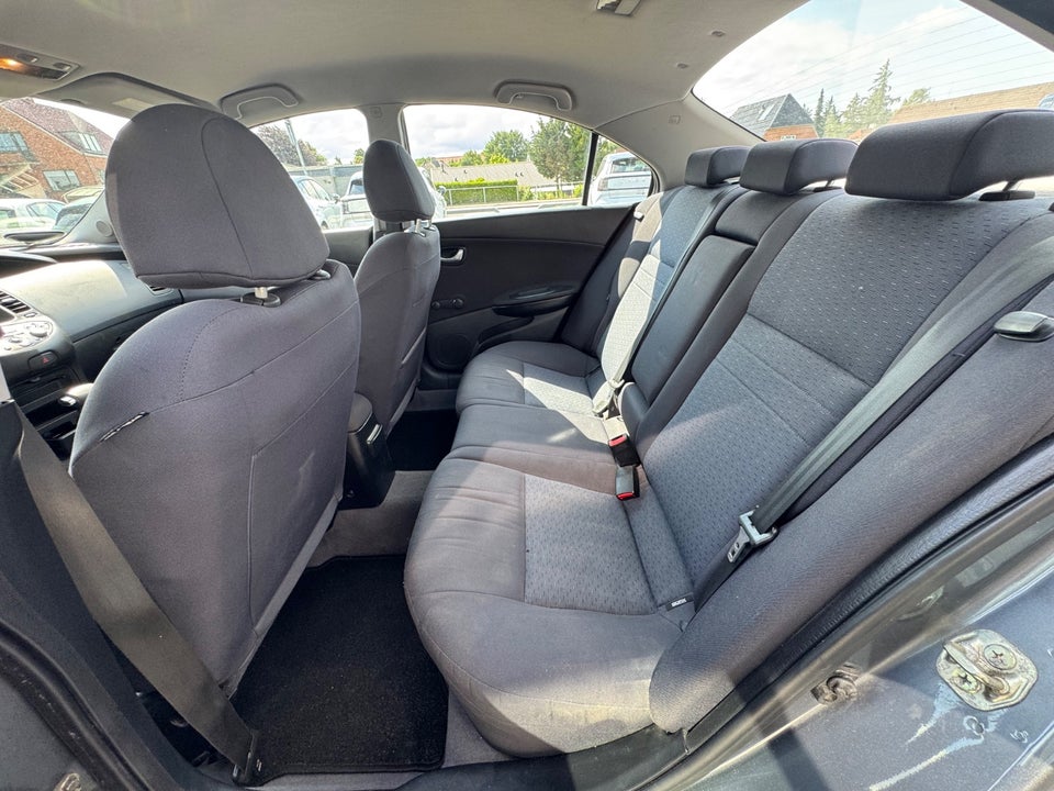 Nissan Primera 1,8 Visia aut. 4d