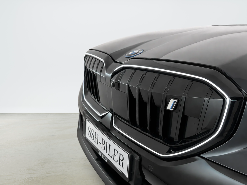 BMW i5 xDrive40 M-Sport Pro 4d