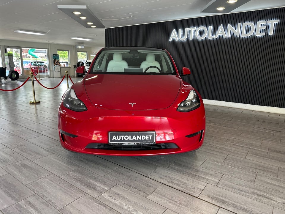 Tesla Model Y Long Range AWD 5d