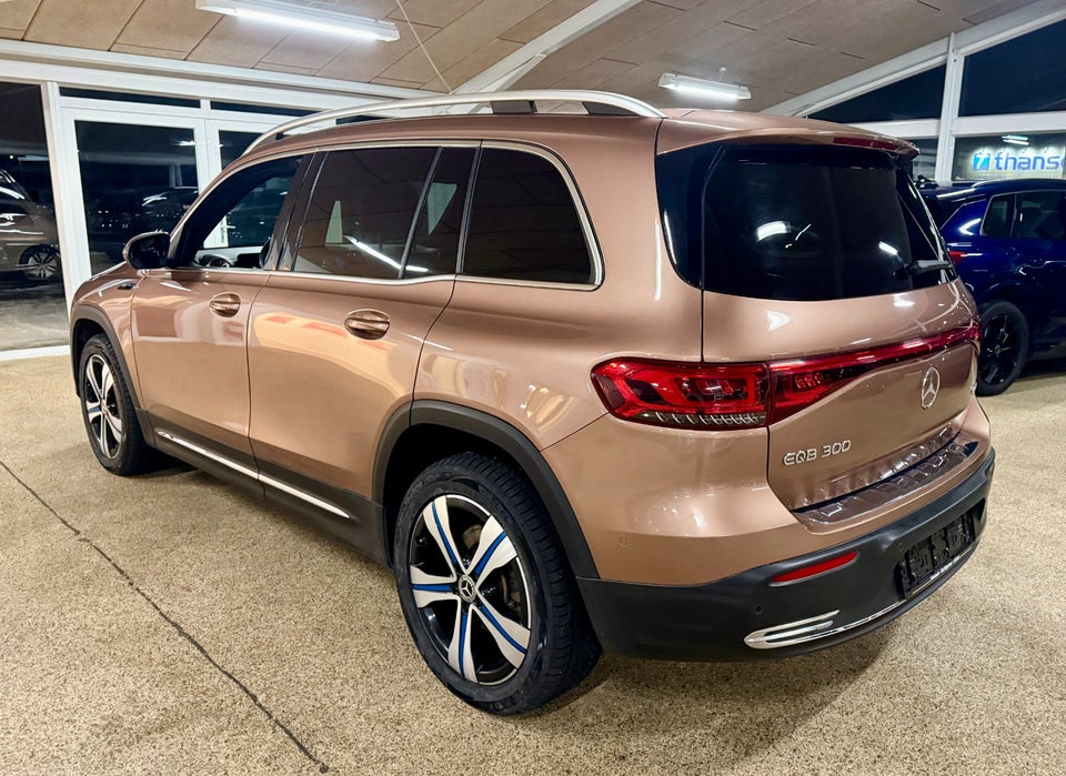 Mercedes EQB300 4Matic 7prs 5d