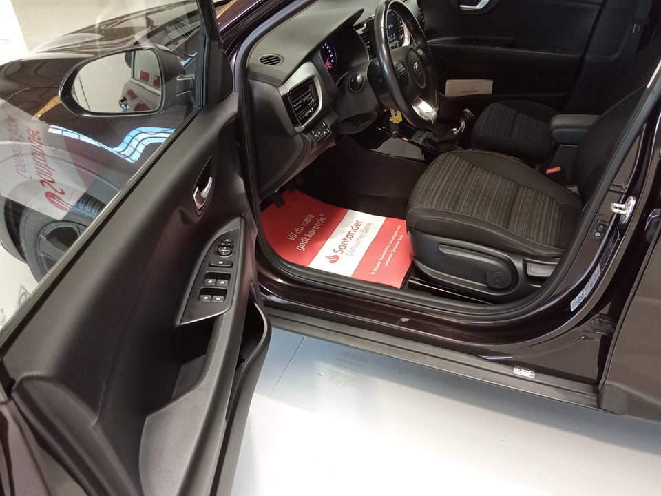 Kia Stonic 1,0 T-GDi Attraction 5d