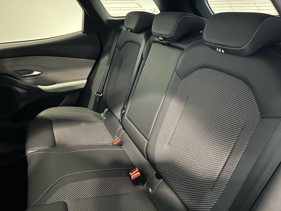 Ford Explorer 77 Select Extended Range 5d