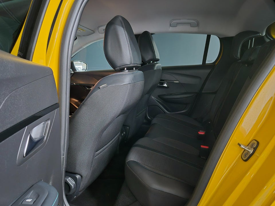 Peugeot 208 1,2 PureTech 100 Allure EAT8 5d