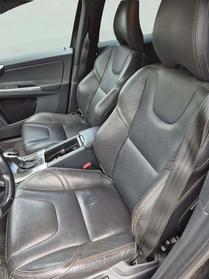 Volvo XC60 2,0 D4 181 Momentum aut. 5d