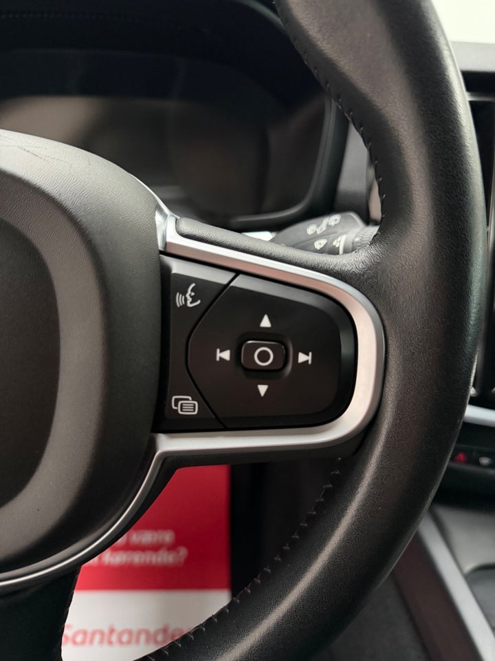 Volvo V60 2,0 D4 190 Momentum aut. 5d