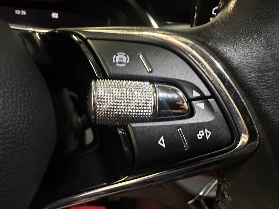 Skoda Octavia 1,4 TSi iV Plus Combi DSG 5d