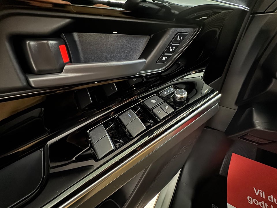 Toyota bZ4X Executive AWD 5d