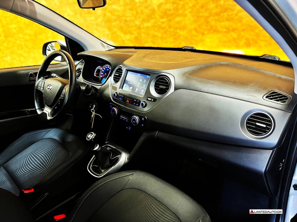 Hyundai i10 1,0 Spring Komfort 5d
