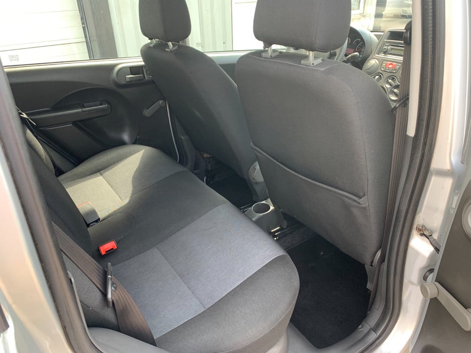 Fiat Panda 1,2 69 Dynamic 5d