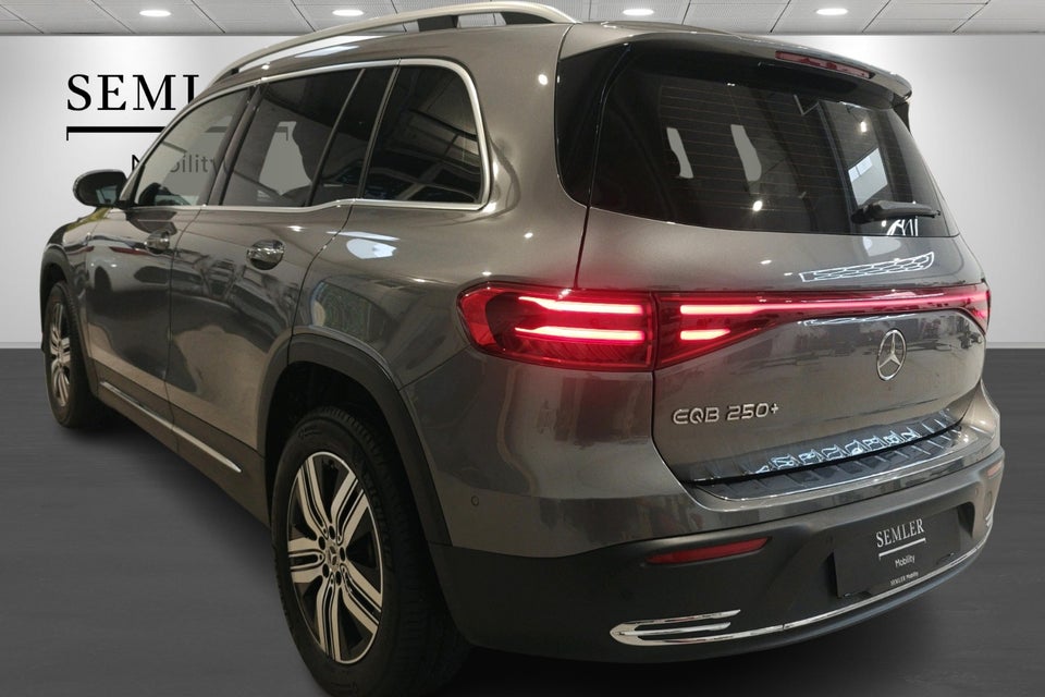 Mercedes EQB250+ Progressive 7prs 5d