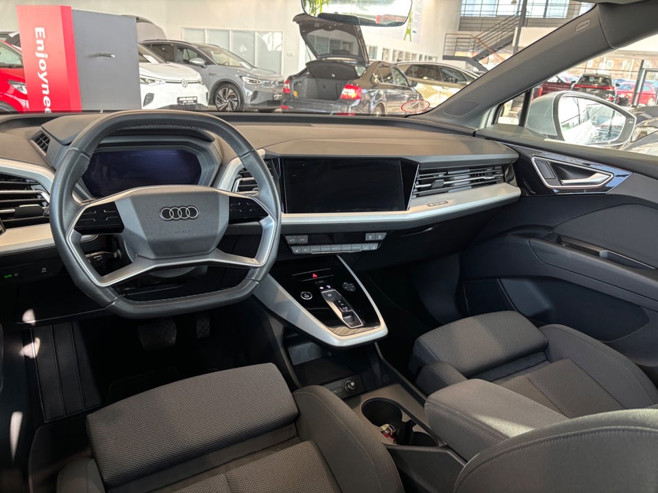Audi Q4 e-tron 45 Advanced 5d