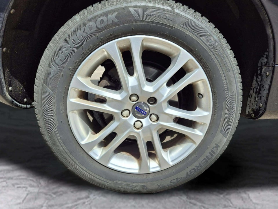 Volvo XC60 2,0 D4 181 Momentum aut. 5d