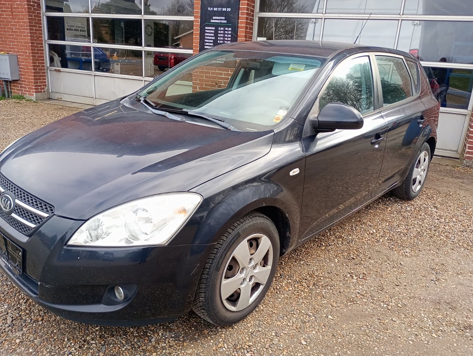 Kia Ceed 1,4 CVVT Active 5d