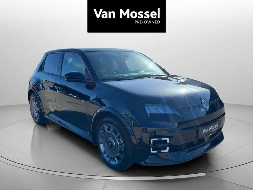 Renault 5 E-Tech 52 Iconic 5d