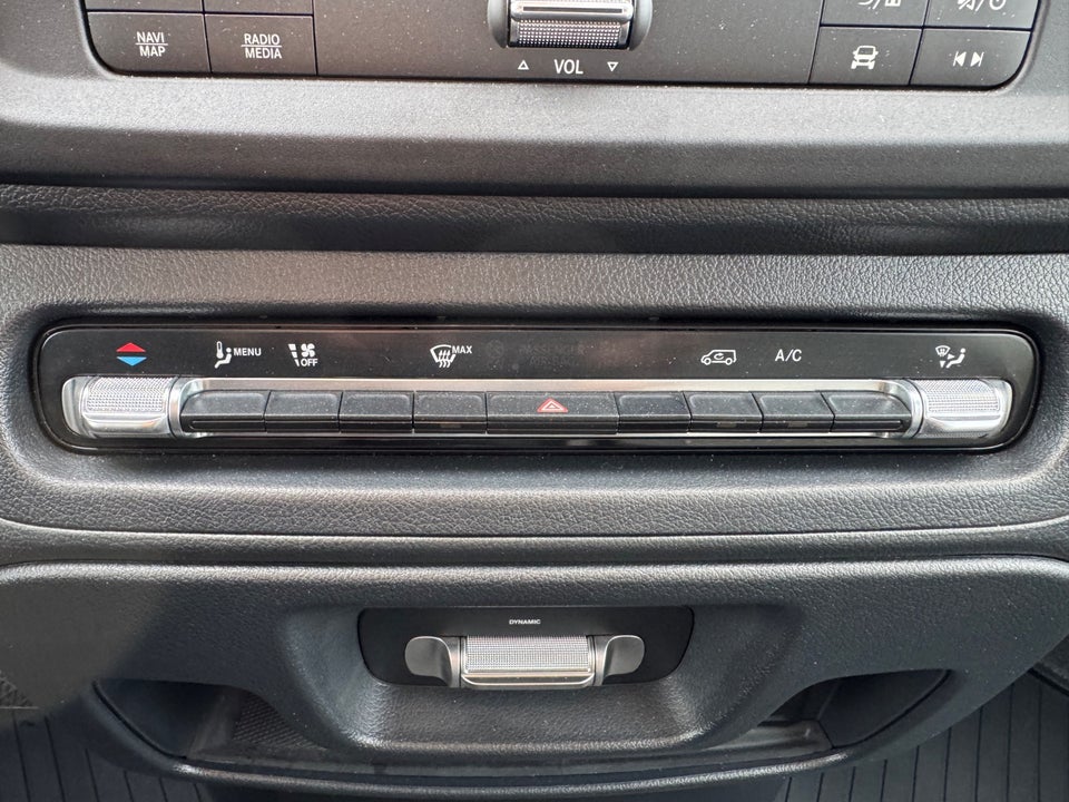Mercedes Vito 114 2,0 CDi A1 Kassevogn SELECT aut. RWD
