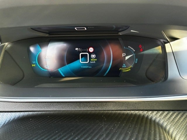 Peugeot e-208 50 GT 5d