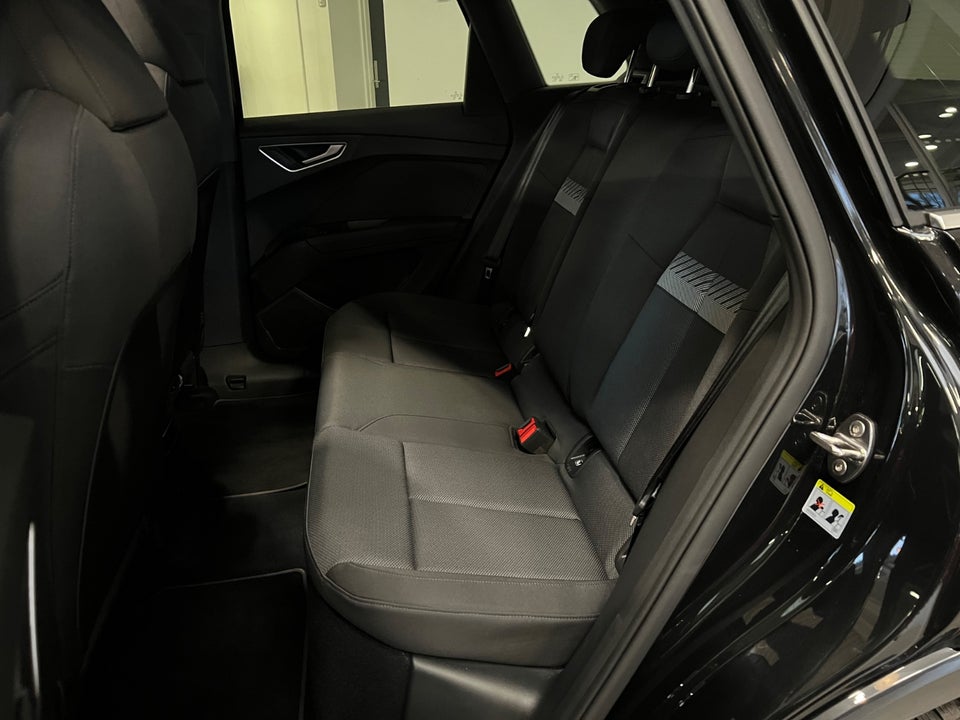Audi Q4 e-tron 45 S-line 5d