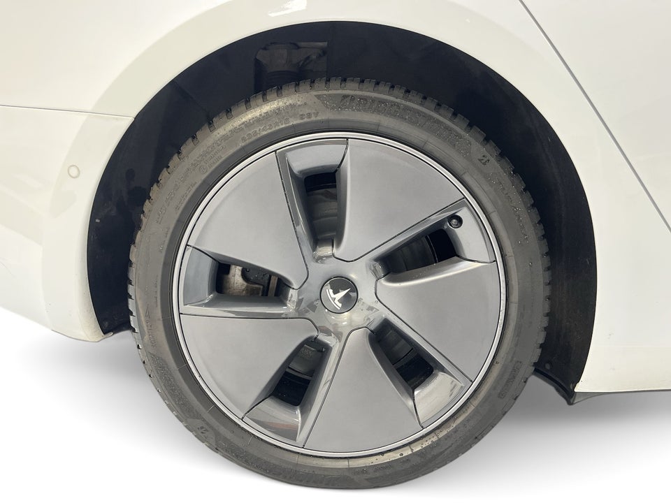 Tesla Model 3 RWD 4d