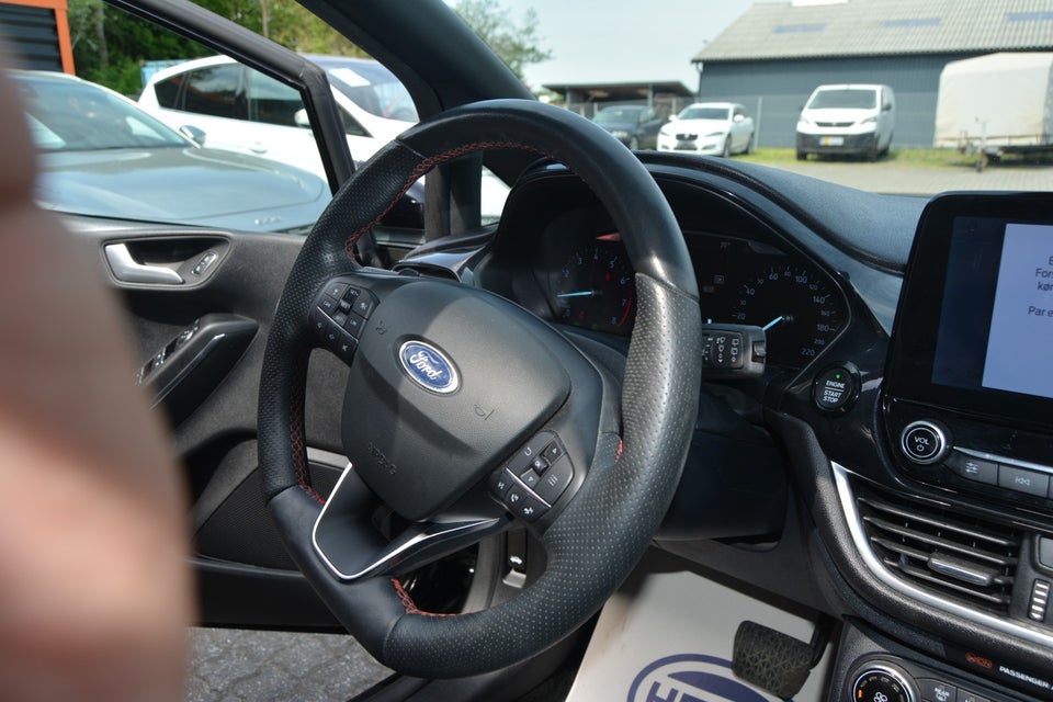 Ford Fiesta 1,0 EcoBoost mHEV Titanium X DCT 5d