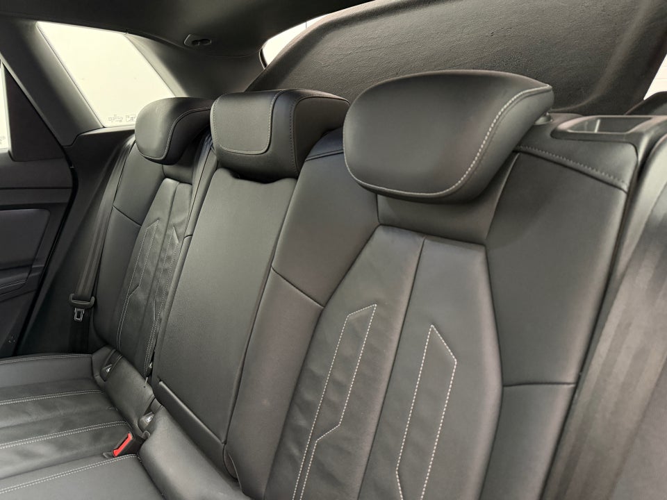 Audi Q4 e-tron 40 Advanced 5d